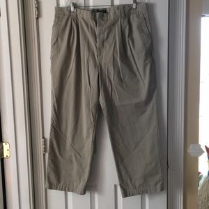 NWOT Dockers men’s khaki cotton pants Size 42X30